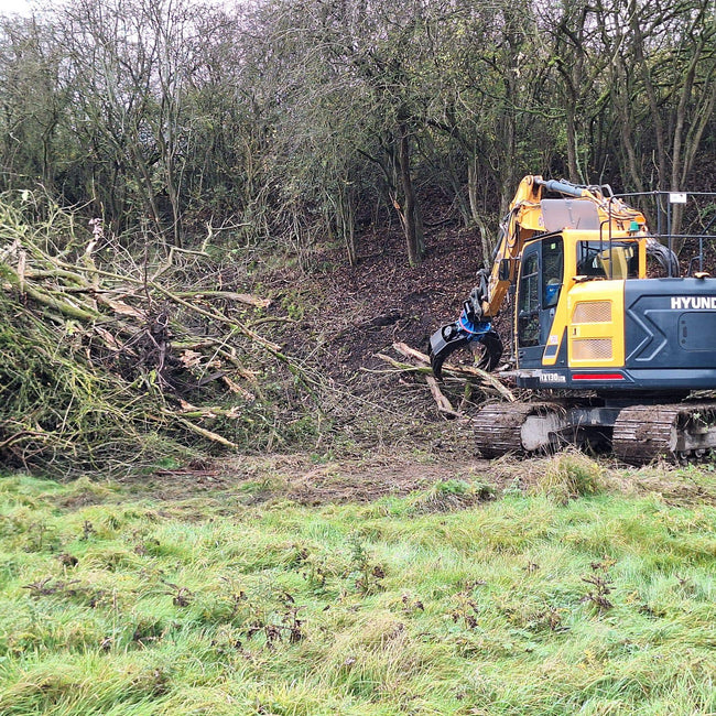 Hydraulic Fixed 2-Way General & Forestry Excavator Grapple - 10-16 Tonne