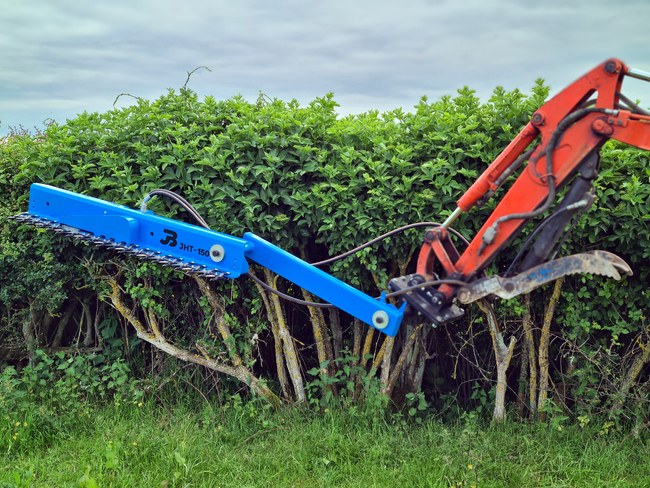 JHT-150 Excavator Hedge Trimmer Package c/w 1m Extension & Headstock - 2 to 10 Tonne Excavator (80cc Motor)