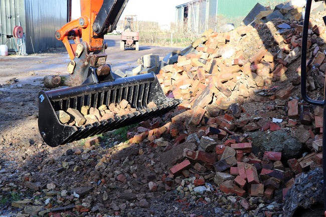 060 General Purpose Excavator Land Rake Bucket - 5-10 Tonne