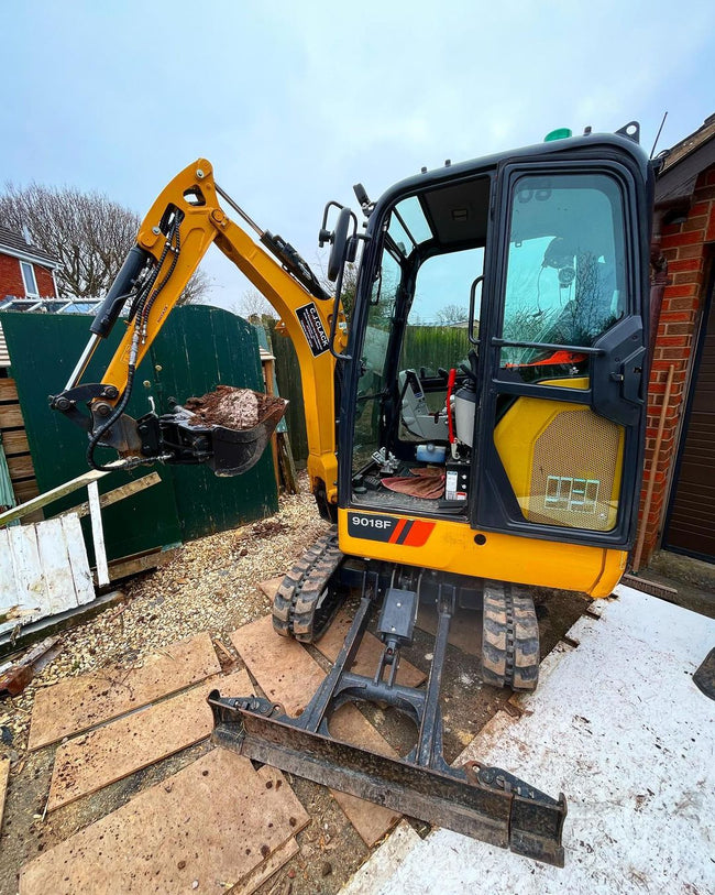 STB-1 Scandinavian Excavator Tilting Ditching Bucket - 1-2 Tonne