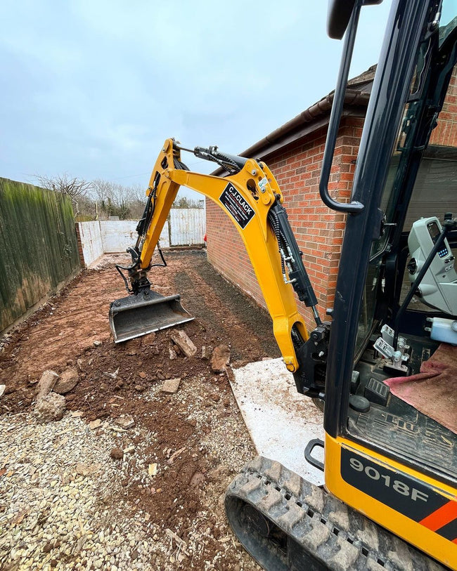 STB-1 Scandinavian Excavator Tilting Ditching Bucket - 1-2 Tonne